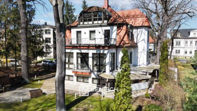 Ein Haus, drei Leben: Wohnen, Wellness, Wirken.