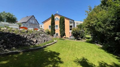 Einfamilienhaus mit luxuriöser Innenausstattung mit Top-Lage und Aussicht