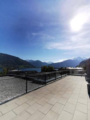 A unique opportunity to purchase a luxury 3 bedroom penthouse apartment in the centre of Zell am See