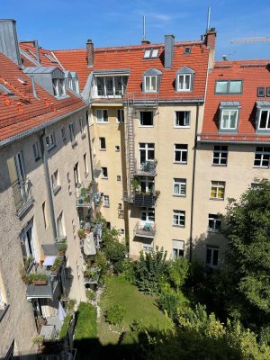 3 1/2 Zimmer Altbau-Maisonette-Whg. in ruhiger Innenhoflage