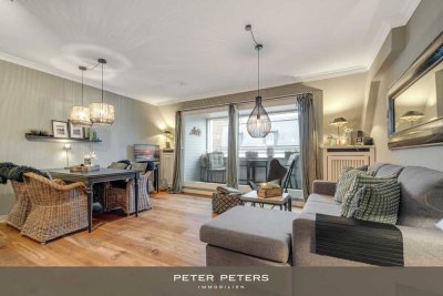 Stilvolle Dachgeschoss Wohnung mit Balkon