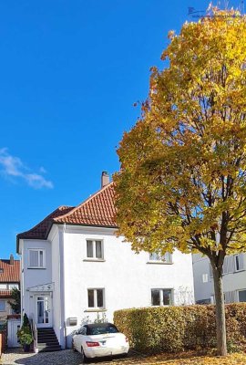 S - Luginsland: Moderne Stadtvilla - bestens energetisch renoviert - mit viel Charme und Flair!