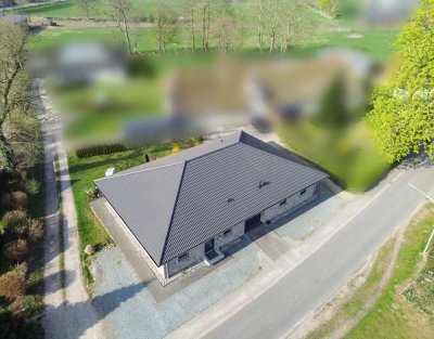Energieeffizientes Doppelhaus mit Garten und Garage