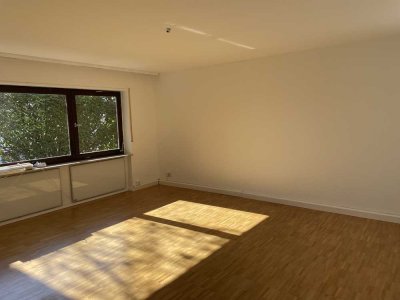 Ansprechende 2-Zimmer-Souterrain-Wohnung in Dossenheim mit Garten