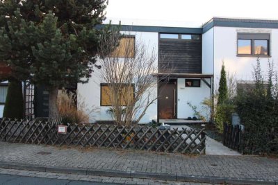 Charmantes Reihenhaus zur Miete – Mit Wintergarten, Garten & viel Komfort!