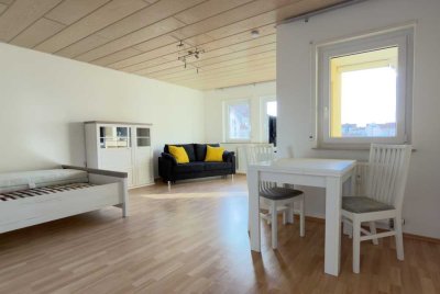 Attraktive 1-Zimmer-Wohnung mit Einbauküche, Nähe Langener Bahnhof