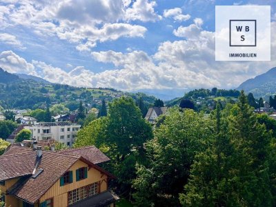 Lichtdurchflutete, große 2,5-Zimmer-Wohnung in Bestlage