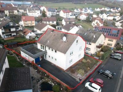 Attraktive und gepflegte 3-Raum-Wohnung mit Balkon und Einbauküche in Geiselbach