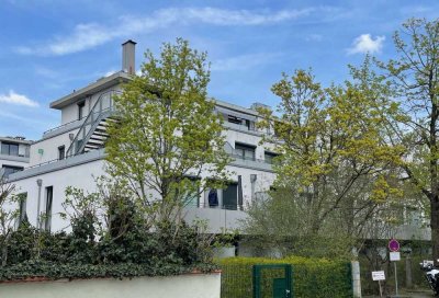 Schickes, modernes 1-Zi-Studenten-Apartment mit Terrasse.  Zentrale, dennoch ruhige Lage in Giesing