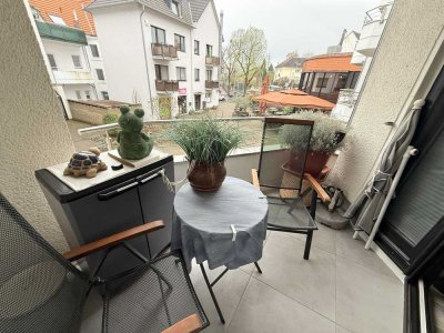 Im Zentrum von Dellbrück - 2 Zimmer-Wohnung mit Balkon, TG-Stellplatz & EBK