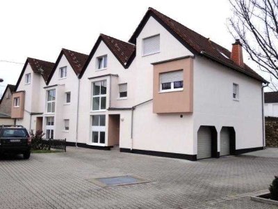 Wohnen mit Stil: 3 ZKB-Balkon, Maisonette in bevorzugter Lage in Hochheim
