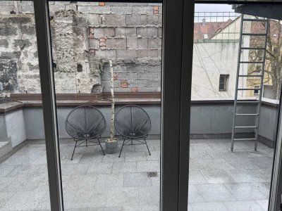 Luxuriöse 2-Zimmer-Maisonette-Altstadtwohnung mit Balkon