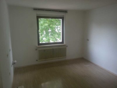 Zentrale Wohnung in Hennef Uckerath Westerwaldstr. 159