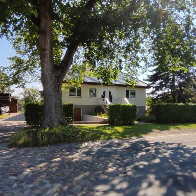 *Provisionsfrei* Schönes EFH in der Uckermark mit großzügigem Grundstück für Tierhaltung und Garten