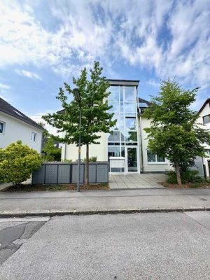 Lichtdurchflutetes Penthouse mit Dachterrasse und zusätzlich separater Hobbyraum im Souterain