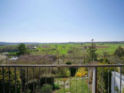Doppelhaushälfte mit Weitblick in begehrter Höhenlage von Leonberg - Gebersheim