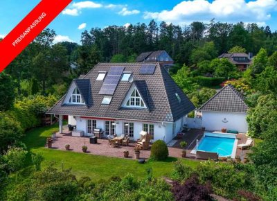 Engel & Völkers: Großzügiges Anwesen mit traumhafter Aussicht!