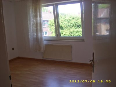 SEHR SCHOENE WOHNUNG IN GELSENKIRCHEN 10 min.Fussweg von GE, Zentrum zu VERKAUFEN 60.000e