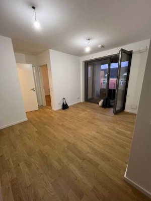 NEUBAU | Helle großzügige 3-Zimmer-Wohnung mit Balkon