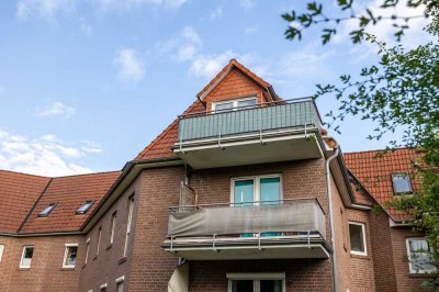 *** DG WOHNUNG - gepflegtes MFH - BLICK ins GRÜNE - VERMIETET ***
