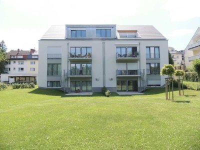 Großzügige, stilvolle 3-Zimmerwohnung mit Balkon und EBK in Bad Homburg