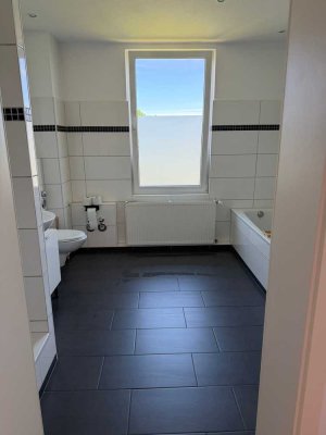 Stilvoll modernisiert: 2-Zimmer-Wohnung in Kiel-Hassee