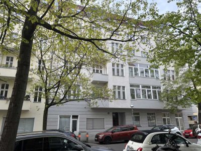 Attraktive Altbauwohnung in Wilmersdorf