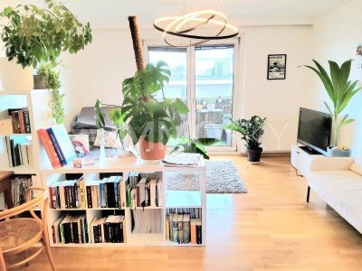 Perfekt für Eure WG! zentral, geräumig, 2 Balkone, Top Anbindung!