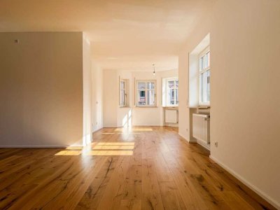 Exklusive 3 ZKB-Etagenwohnung mit gehobener Ausstattung und Loggia in Augsburg zu verkaufen!