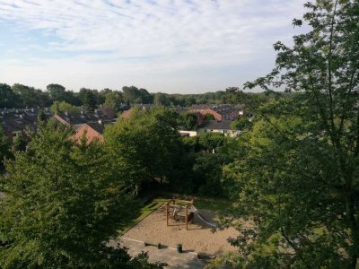 Ruhige Dreizimmerwohnung mit Blick ins Grüne inkl. Tiefgaragenstellplatz