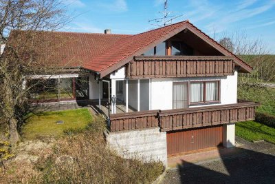 Exklusives Zuhause am Ortsrand, Idylle und Komfort komplett auf einer Ebene