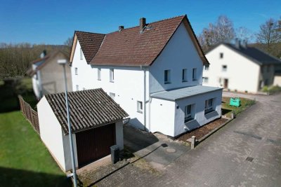 Kernsaniertes Einfamilienhaus mit separaten Garten in Lauenförde-Meinbrexen