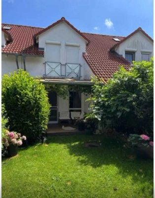 4,5-Zi.-Haus mit EBK, Garten und Garage in Eppstein Sackgasse