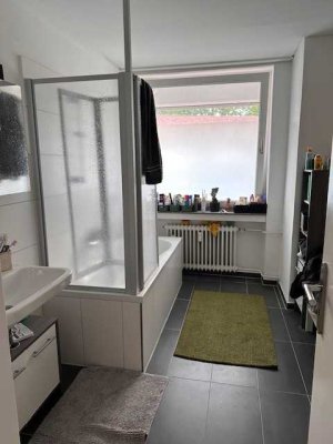 Freundliche 3-Zimmer-Wohnung mit Balkon und EBK in Hildesheim