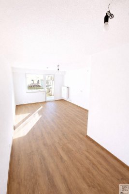 Charmante Garçonniere mit Terrasse – modernisiert und lichtdurchflutet