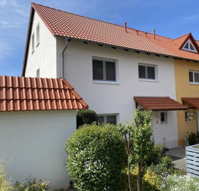 Top-Lage Branitz (Dorf): Attraktives 5-Zimmer-Reihen-Endhaus ab 10/2024 - z. Z. noch ohne Provision