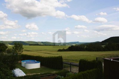 GROßZÜGIGES WOHNEN MIT WALDBLICK