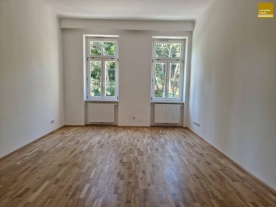 Erstbezug nach Sanierung - Altbaucharme - Kleine Wohlfühlwohnung mit Grünblick - ideal für Singles und Studenten