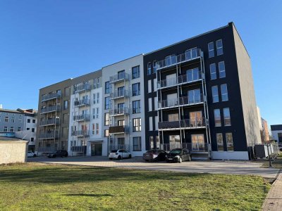 Sofort einziehbar: helle & moderne 2-Zimmer-Wohnung mit Fußbodenheizung und hochwertiger Einbauküche