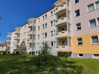 3-Raum-Wohnung in der schönen Görlitzer Südstadt mit Dusche und Balkon! 1. Etage!