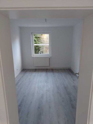 Renovierte 2 Zimmer Wohnung