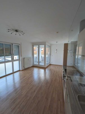 Kleine Wohnung mit Balkon in der Innenstadt