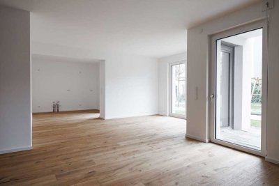 Elegante 5-Zimmer-Wohnung mit Terrasse, Fußbodenheizung & Tiefgarage, auf Wunsch mit EBK, Erstbezug