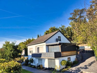 Gemütliches EFH mit grandiosem Weitblick! 2 Bäder, 715qm neu angelegtes Areal, Pool, Ruhiglage!!