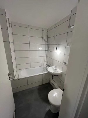 neu möbliertes 1 Zimmer Appartement mit separater Küche und Balkon