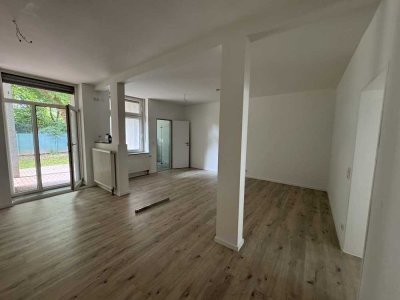 Erstbezug nach Kernsanierung mit eigenem Garten