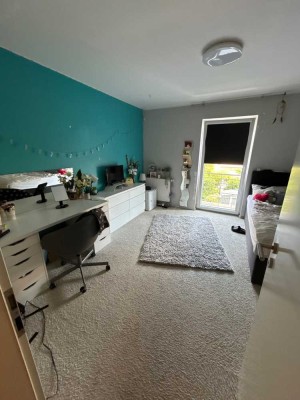 Gepflegtes Reihenhaus mit 4 Zimmern in Bergisch Gladbach