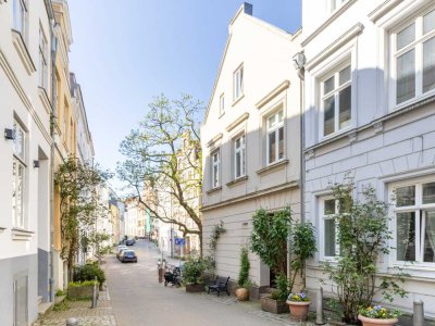 Befristete Vermietung: Unikat zur Miete - Möbliertes Altstadthaus