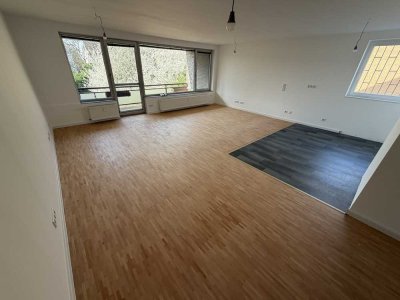 Helle 3-Zimmer Wohnung mit Balkon im 1. OG in Düsseldorf-Lörick