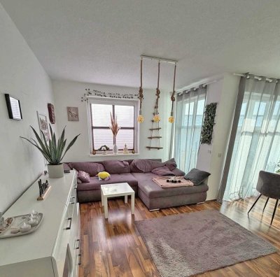 Großzügige 3 Zimmer-Etagenwohnung mit Balkon